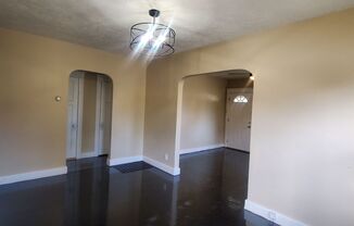 2 beds, 1 bath, $1,000