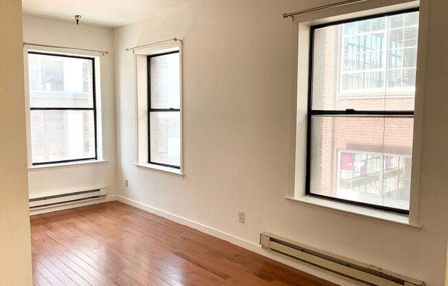 527 3rd Street #202