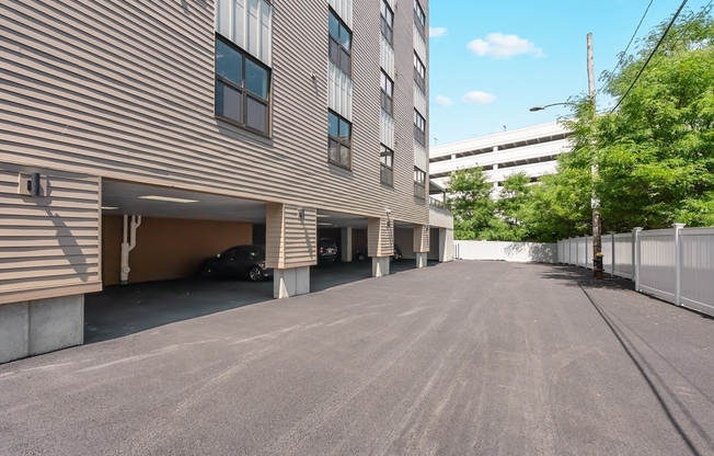 1 bed, 1 bath, 578 sqft, $2,615, Unit 406