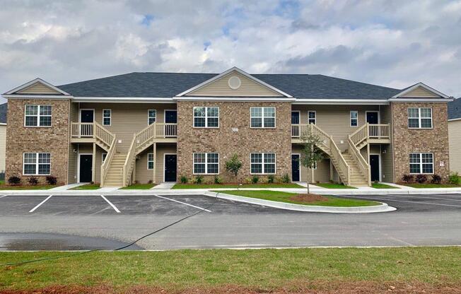 Exterior Landscape at The Meadows, Bloomingdale, Georgia