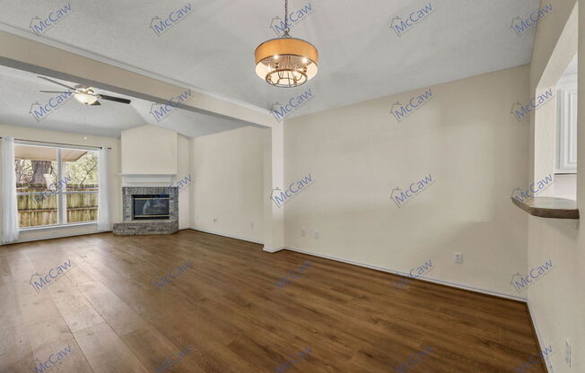 5719 COLEBROOK TRL