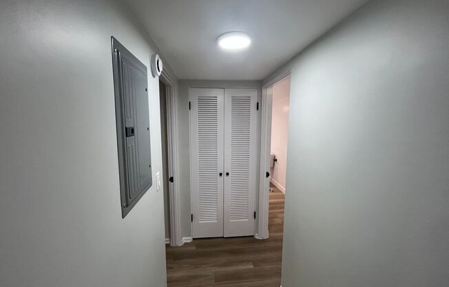 1 bed, 1 bath, 700 sqft, $2,998