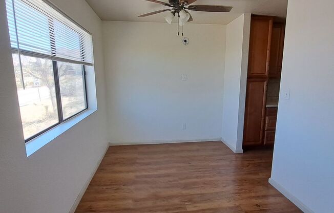 2 beds, 1 bath, 800 sqft, $1,450, Unit Unit B