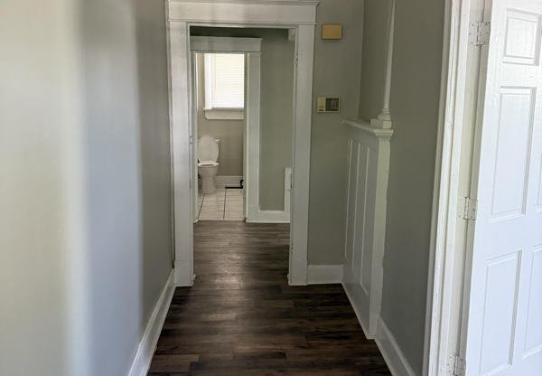 901 N 27 ST