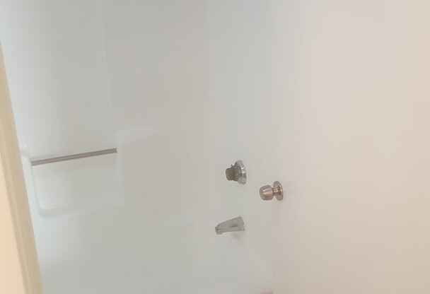 1 bed, 1 bath, 708 sqft, $1,850, Unit P214