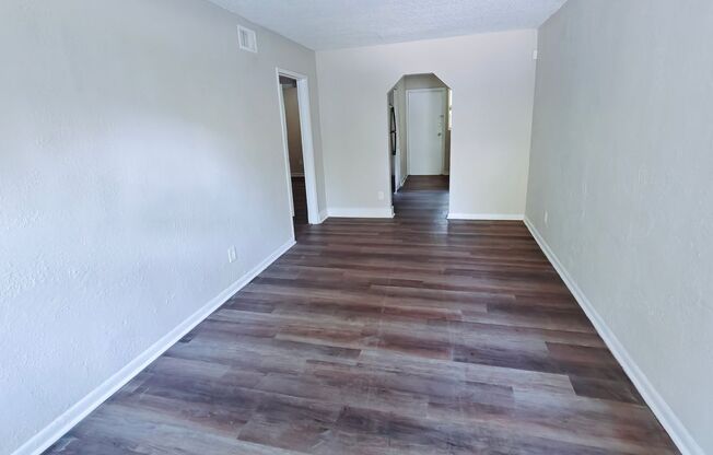 Just Renovated & Move-In Ready! 2BR/1BA Duplex on W 6th St – Pets Welcome!
