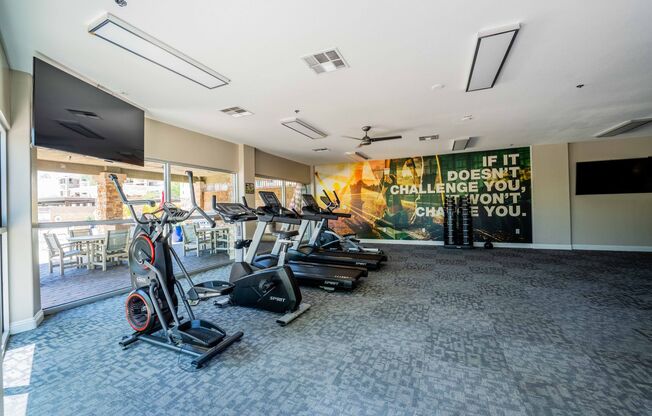 1 bed, 1 bath, 810 sqft, $1,425