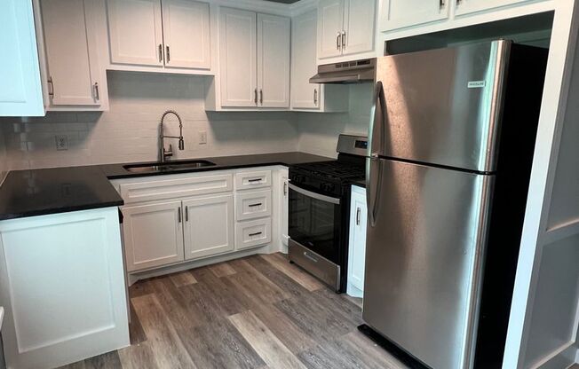 Updated (2) Bedroom within walking distance to Norman North!