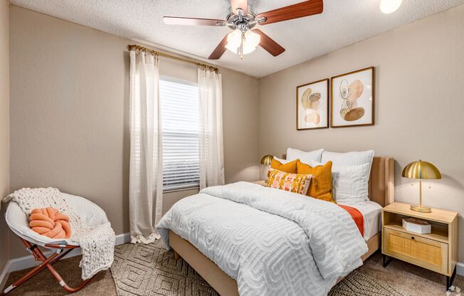 2 beds, 2 baths, 784 sqft, $1,595