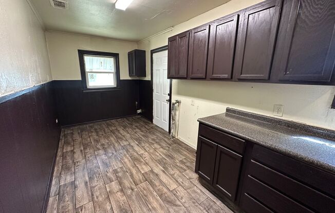 3016 LIVE OAK AVE