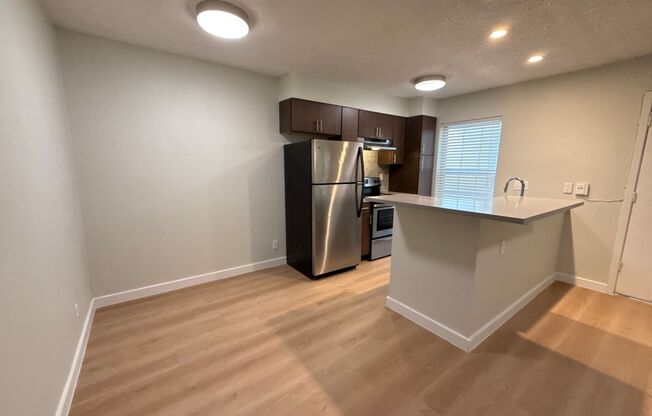 1 bed, 1 bath, 650 sqft, $1,325, Unit SUX-116