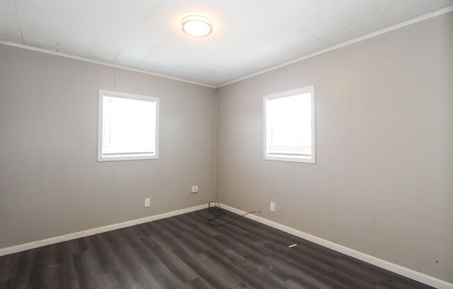 3932 Main St.