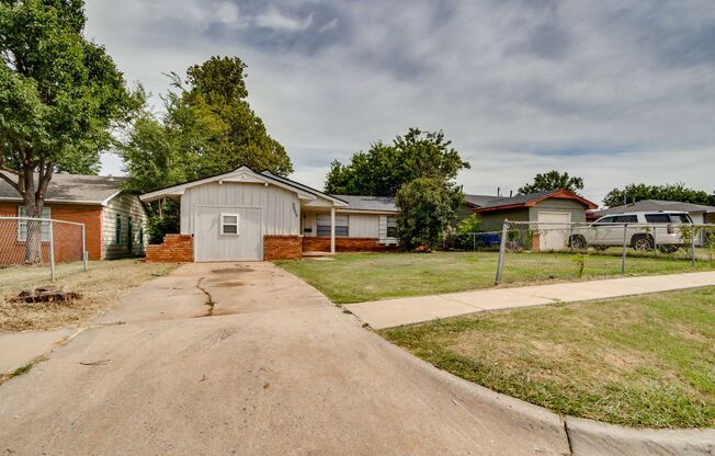 3 Bedroom 1.5 Bathroom w/ Extra Garage Converted Room