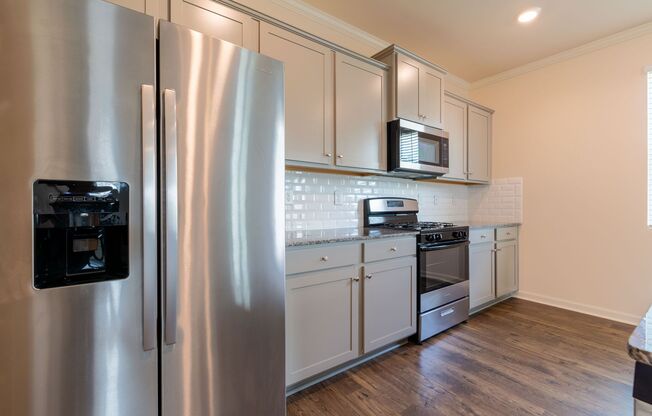 Spacious Family Home for Rent in Fairburn, GA!