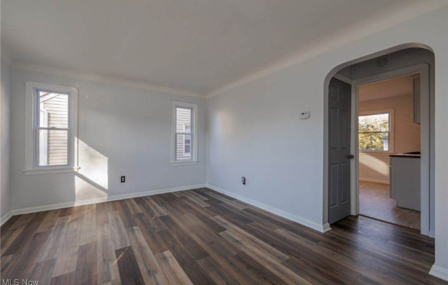 5117 E 117 ST