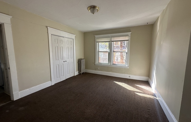 3 beds, 1 bath, 1,200 sqft, $1,500, Unit 2