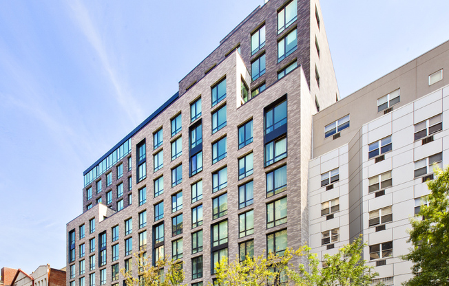 23 W 116 ST