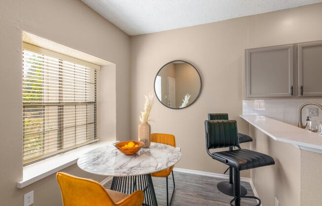 Knowlton Apartment Homes