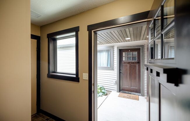 2 beds, 1.5 baths, 1,080 sqft, $1,875, Unit 3273