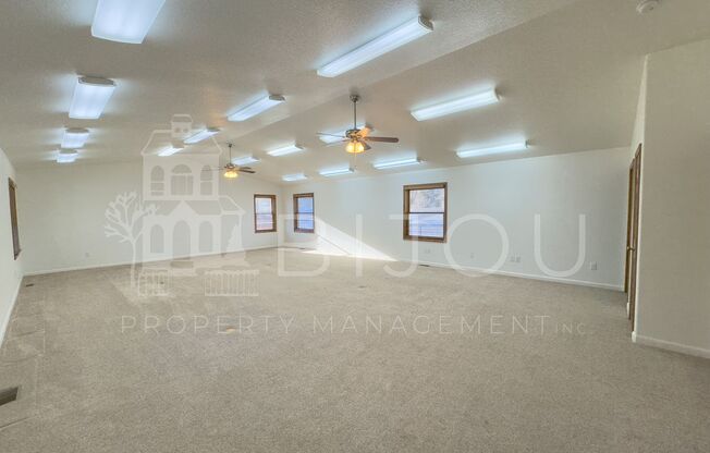 4 beds, 4 baths, $3,250