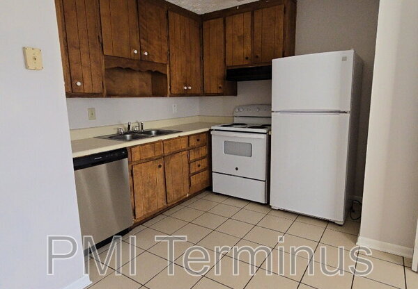 5227 RDG FRST DR