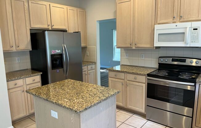 Northstone subdivision 4 Bed, 2 1/2 Bath