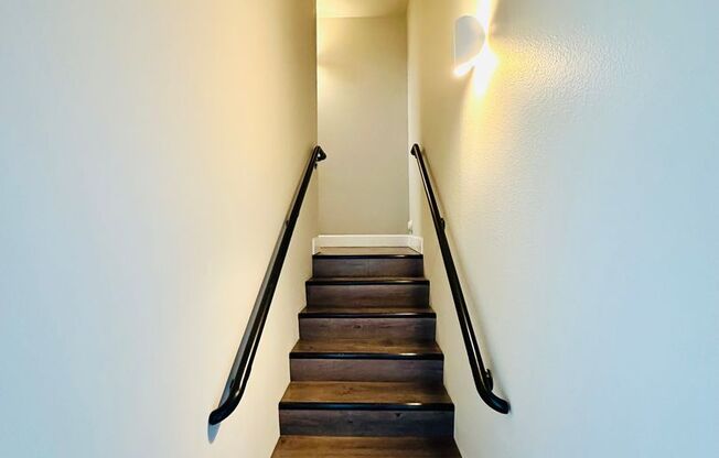 1 bed, 1.5 baths, 959 sqft, $3,150, Unit 4th #411