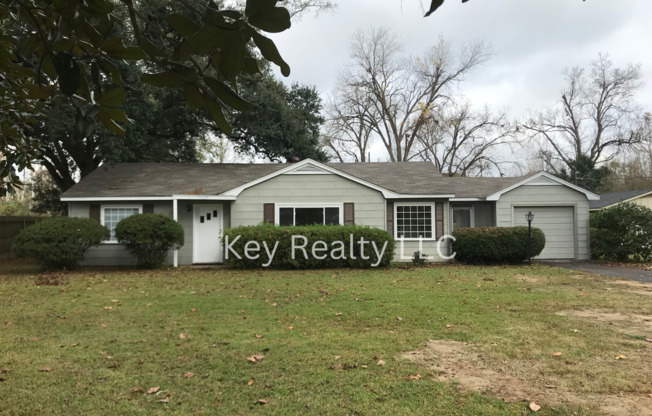 3520 Bayou Rapides Rd - Alexandria