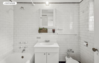 Studio, 1 bath, $4,800, Unit 7C