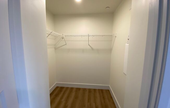 2 beds, 2 baths, 849 sqft, $3,166, Unit 421