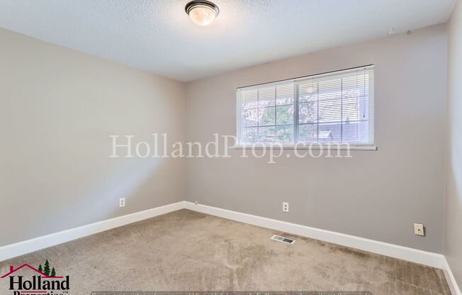 3 beds, 1 bath, $2,495