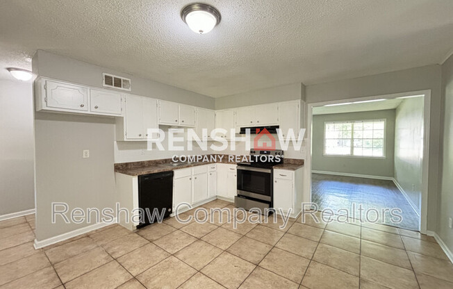 3757 VOLTAIRE AVE