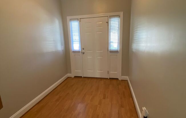 End Unit Townhouse in Pennington Square- AVAILABLE 1-1-2025!