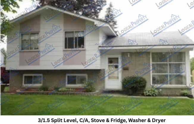 771 4 AVE