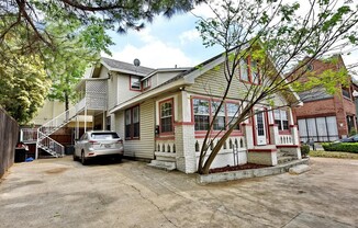 3516 DOUGLAS AVE