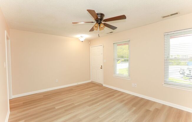 Single Family Ranch available NOW in Virginia Beach!