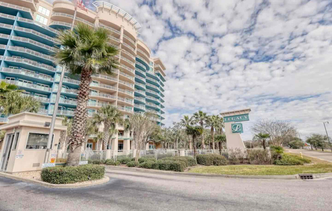 2228 Beach Dr