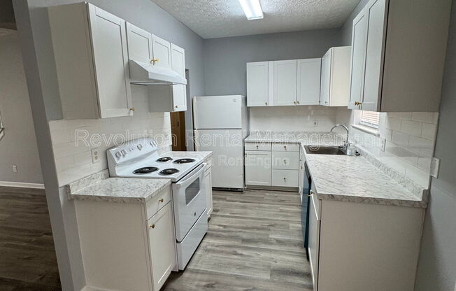 4518 SWAN TRCE