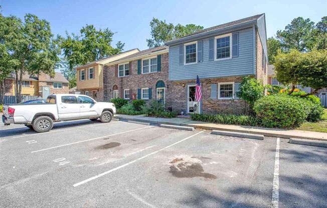 Large Townhome on 44th Avenue