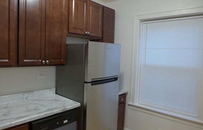 Studio, 1 bath, 475 sqft, $1,295, Unit 201