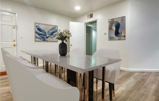 2 beds, 2 baths, 982 sqft, $2,950, Unit 278