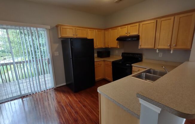 Cozy Townhome located in the popular Prosperity Place Complex!