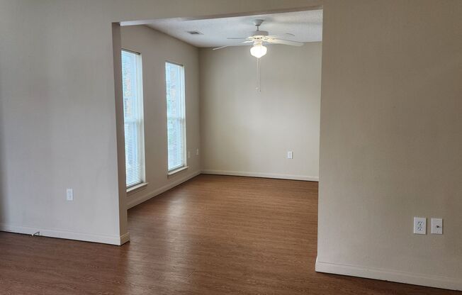 2 Bedroom/2 Bathroom Townhouse with Garage - 62+