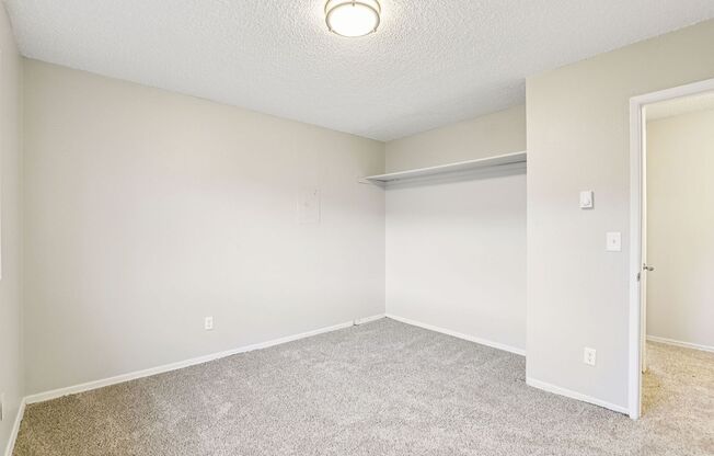 3 beds, 1.5 baths, 963 sqft, $1,749, Unit D-03