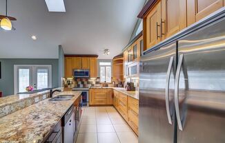 15508R Ramblebrook Ln