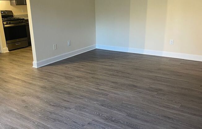 1 bed, 1 bath, 650 sqft, $1,575, Unit 3335 #001