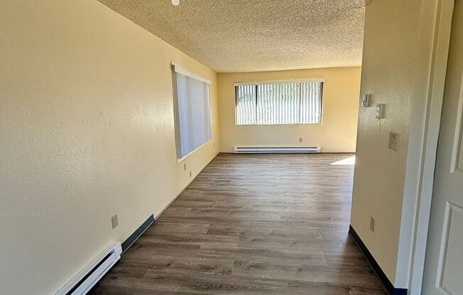 2 Bed Duplex with garage available now!