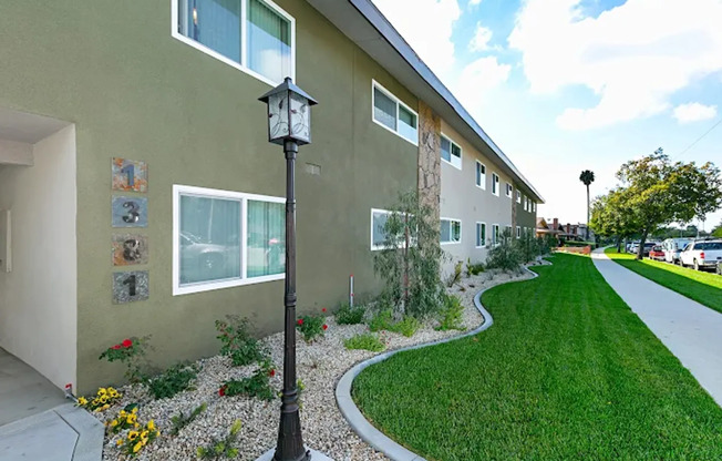 The Riviera Apartments