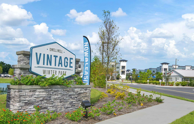 Vintage Winter Park  monument sign