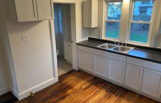 233 Barnett Street NE